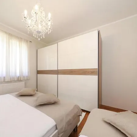 Holiday - Cdn021028-f بيت للعطل Pridraga